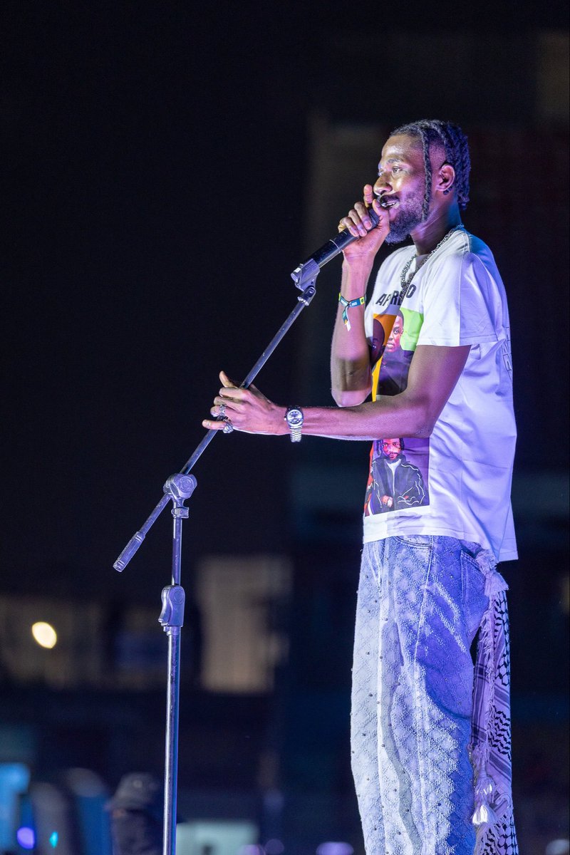 MyteeYardman's tweet photo. From dreams to the BHIM stage. Thank you @stonebwoy for believing in me and giving me this moment at #BHIMCONCERT. Much love and respect always 🙏🏾🐐
📸 @KwesiTrix https://t.co/0a3JnOaph8