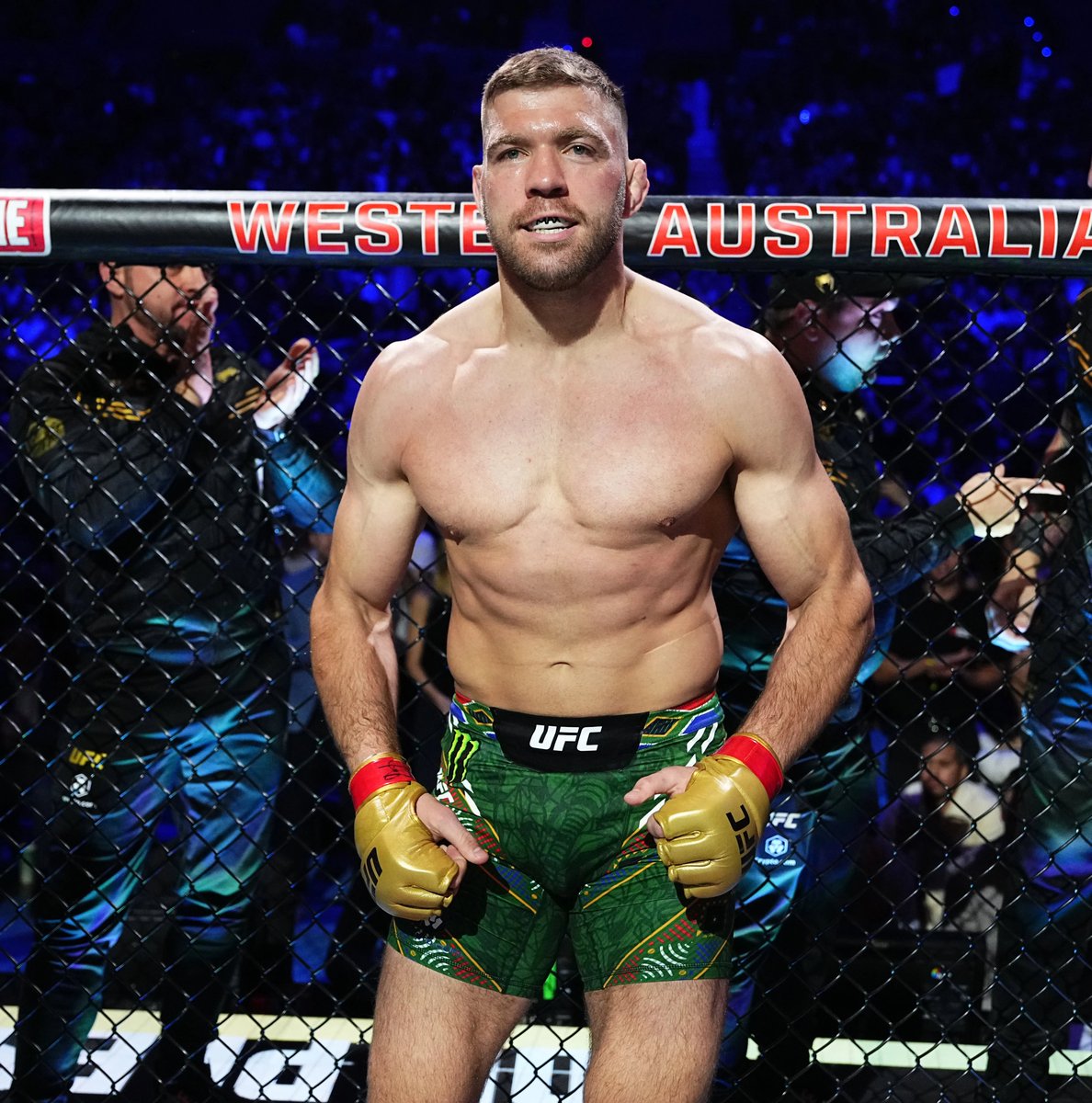 DovySimuMMA's tweet image. I miss bro