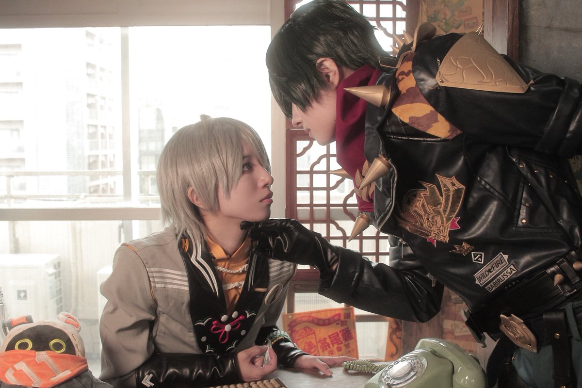 tkktcos's tweet photo. cosplay 🔦🧡 #lighterwise 
🧡@HkmiHkmi_ 
Photo @padawan_c https://t.co/AQwniw4yTd