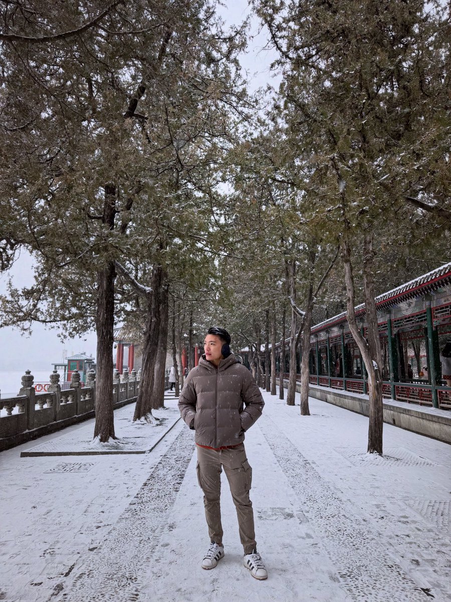 Lyrix_Lee7's tweet photo. Beijing vibes only 🇨🇳 
#beijingadventures https://t.co/IZX9j5nD5d
