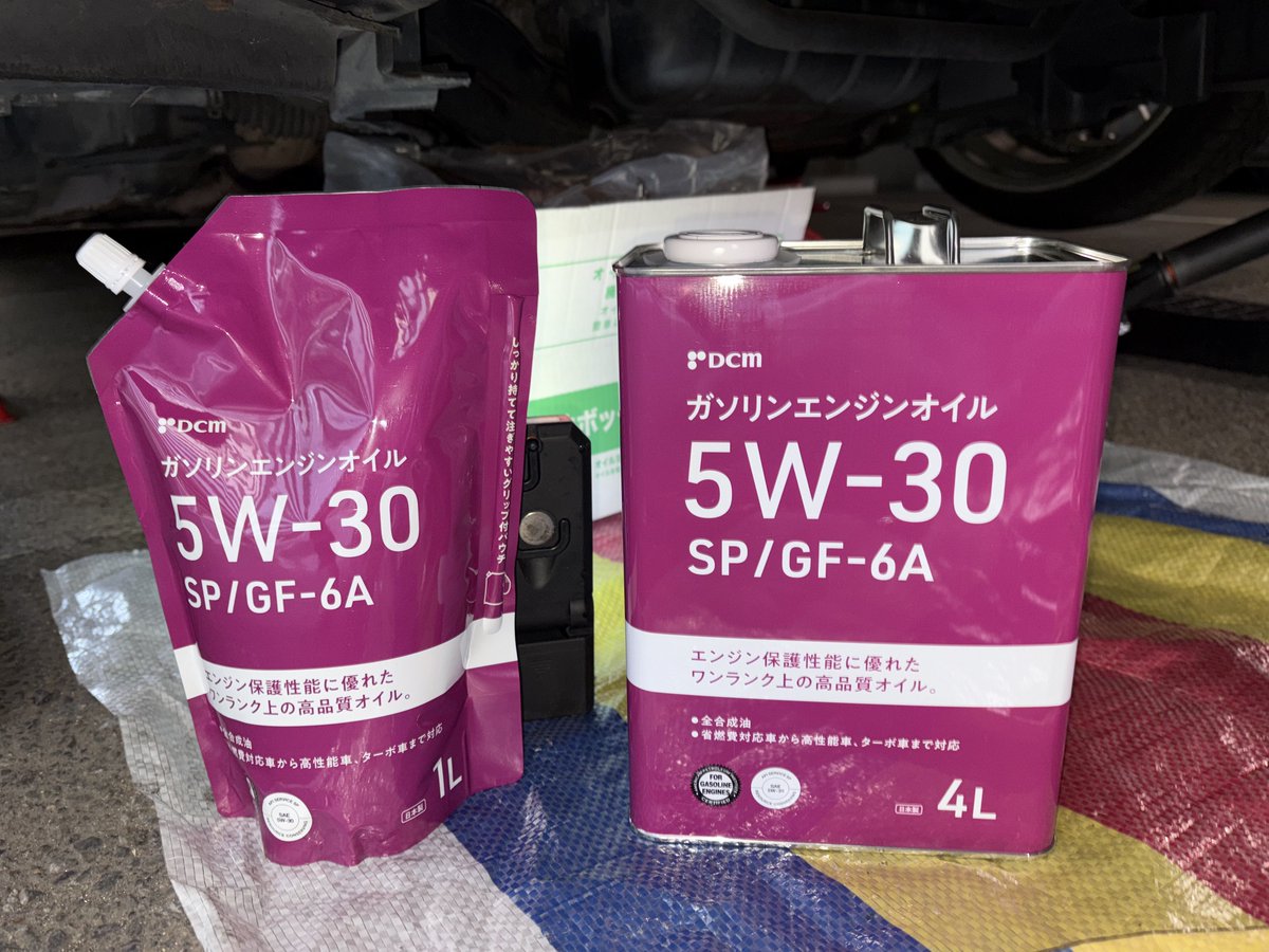 ついでにエンジンオイル交換 そろそろ210000kmだなー 年明けすぐに超え