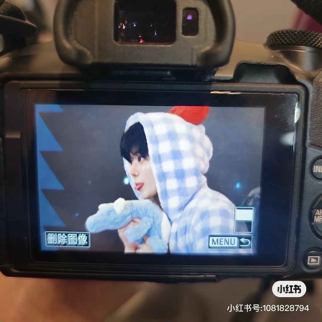 itznajaem's tweet image. jaemin???? hes the cutest 😭😭😭😭😭😭 come here bite me kitten