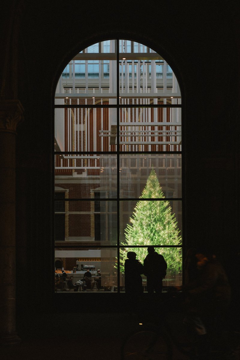 jayeparc's tweet image. 올해 크리스마스는 암스테르담에서 🎄
크리스마스 당일 오후엔 콘세르트헤바우 크리스마스 마티네 50주년 콘서트를 봤다. 크리스마스에 듣는 림스키 코르사코프의 셰에라자드라니... 🥹 타국에서 혼자 보내는 크리스마스였지만, 하... 조타...