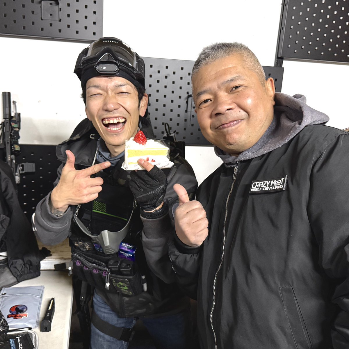 R♡様✩⋆確認専用ページ バースデーケーキ なみおさん(@P14Bm )が誕生日ケーキくれた🥹ෆ 感謝✨️✨️