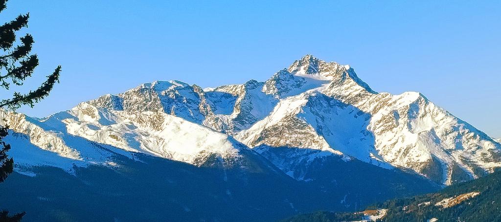 CausalHuber's tweet photo. Happy holidays from the #Venet in #Tirol, #Austria ❄️⛷️ - the perfect crowd-free ski retreat, recharging energy for fresh #CausalAnalysis and #ImpactEvaluation in the new year 😉  https://t.co/3eKZ0lTlTq https://t.co/1VuVkERgzf