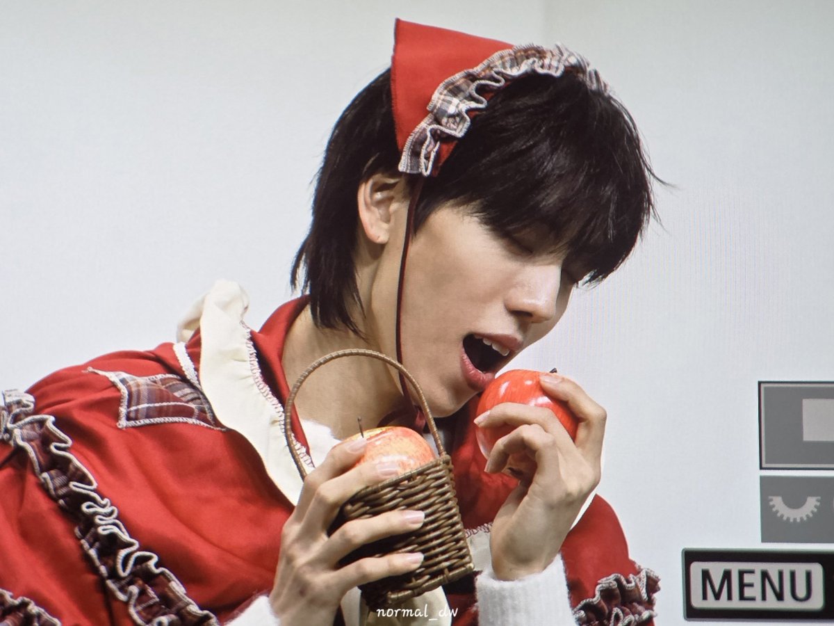 251227 프롬3차 팬싸 preview

백설동주🍎

#장동우 #JangDongWoo
#솔로 #컴백 #AWAKE 
#SWAY #SWAY_Zzz