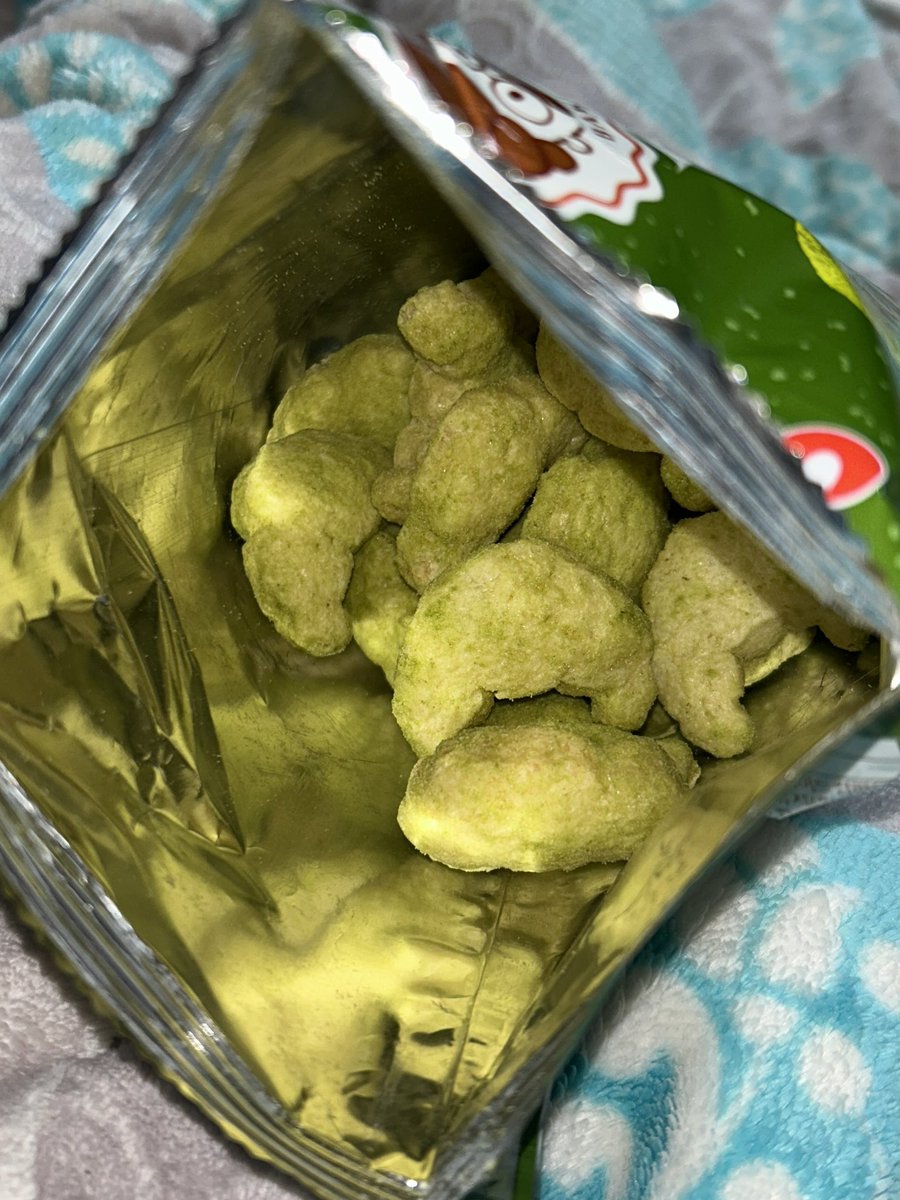 빵부장 말차빵 먹어봄
우우 붐따