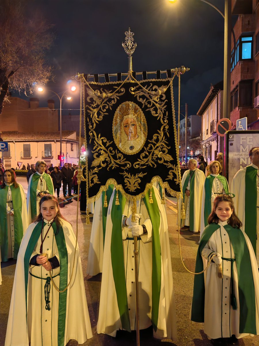 #FESTIVIDAD 🎉 |

   Desde el <a href="/ConsejoGetafe/">Consejo de Diocesano de Hermandades de Getafe</a> felicitamos a todos los #JóvenesCofrades de nuestra <a href="/DiocesisGetafe/">Diócesis de Getafe</a>, en la festividad de San Juan Evangelista, su patrono.

#PeregrinosDeEsperanza
#ConsejoDiocesanoGetafe