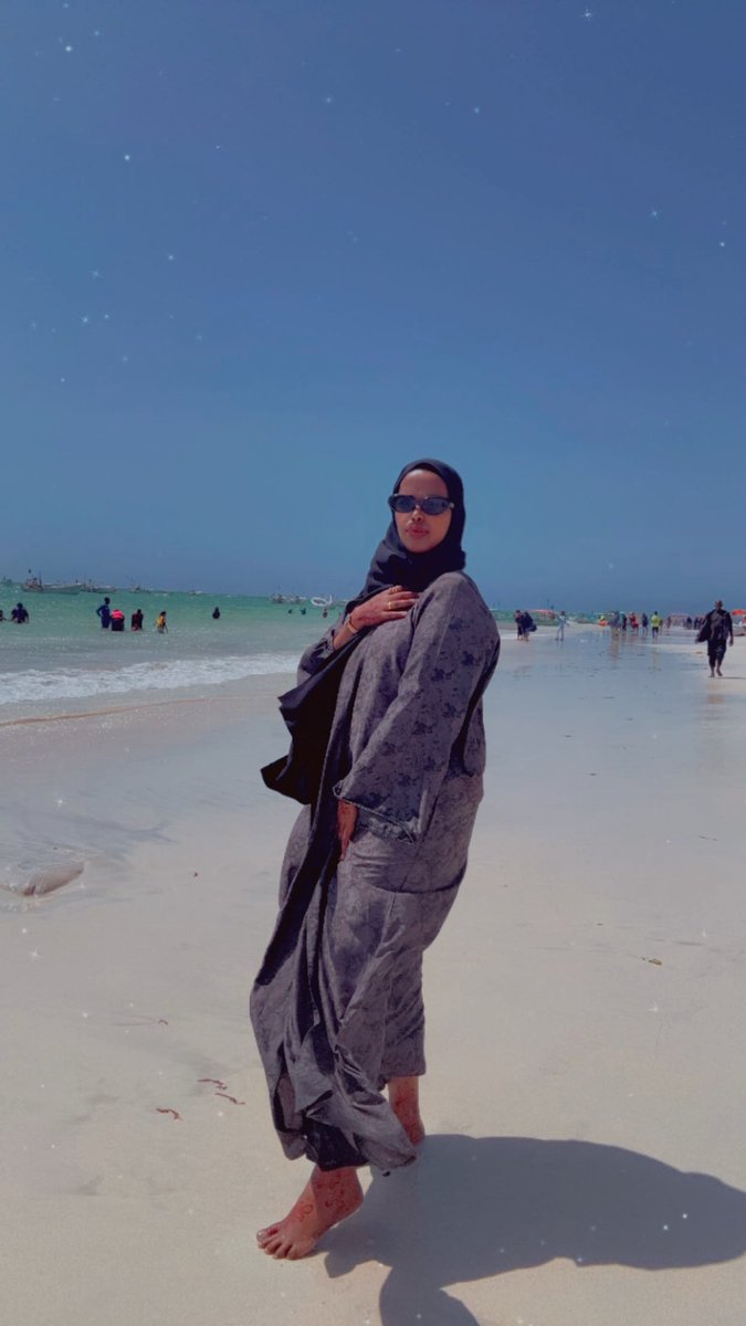 warsan003's tweet image. My last day in Xamar, enjoying Liido one more time. This city has my heart until next time, I can’t wait to come back.

#Xamar #mycity