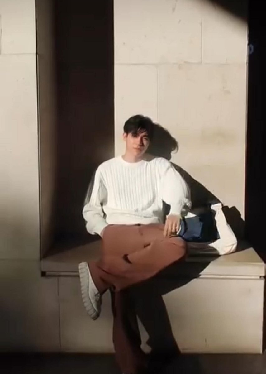 MyGhie_07's tweet image. 👀