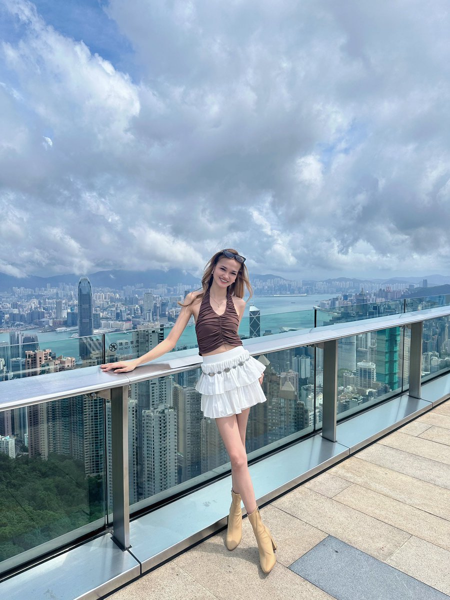 sandraaaxbb's tweet photo. 🤎🤍 https://t.co/zOutUQie1F