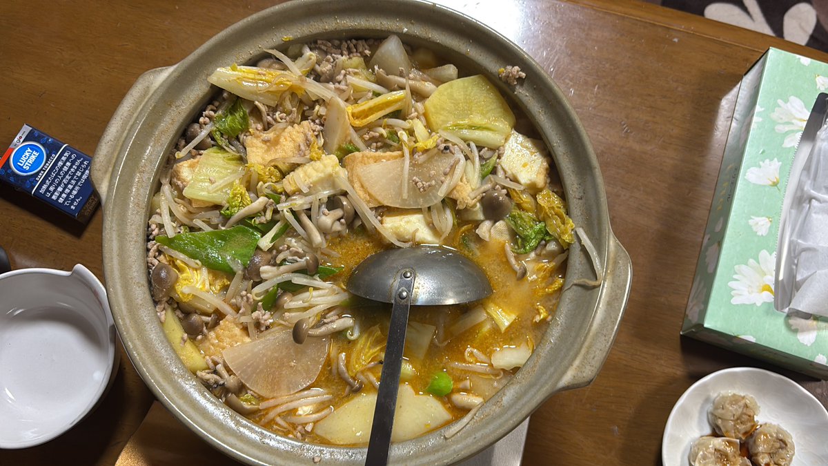 PSO2LOV45's tweet image. 不審者の夕食(´□-□) リベンジオブ鍋ザマス(