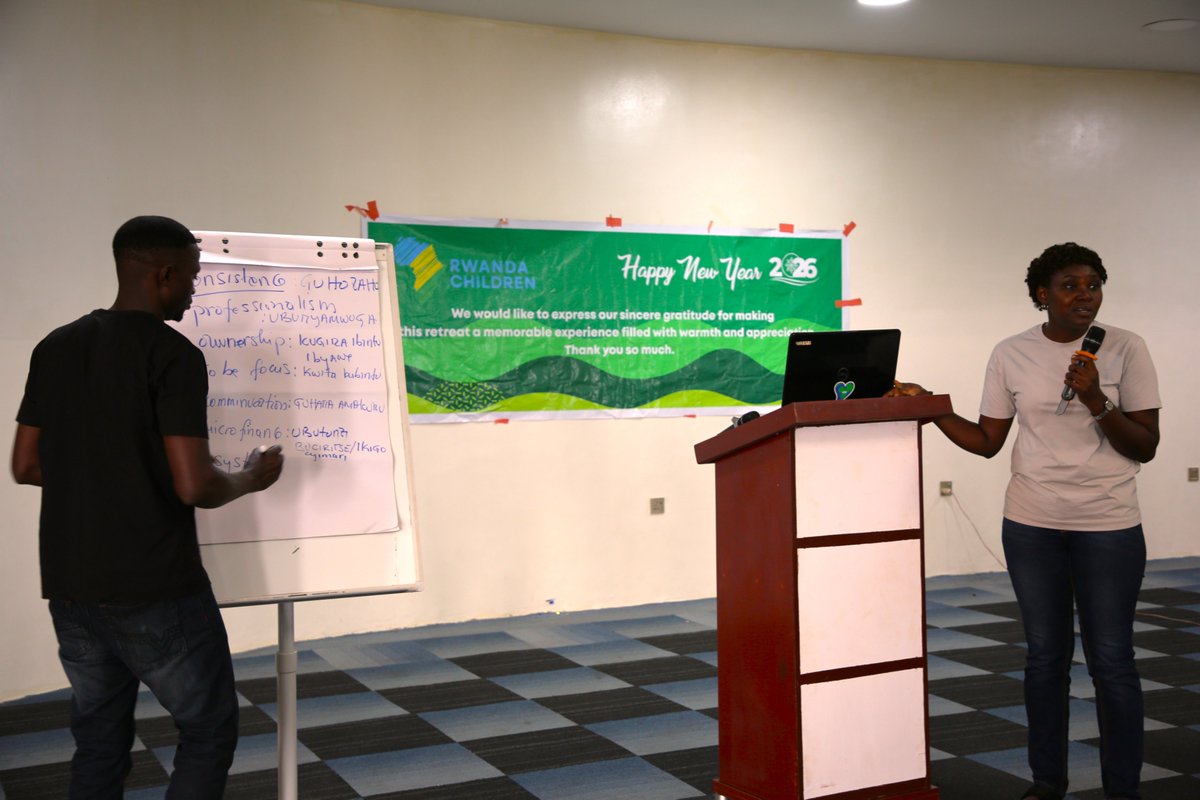 GSF_RC's tweet image. None ku wa 27/12/2025, abakozi n'abayobozi  @GSF_RC  
 bari mu mwiherero w'iminsi ibiri mu rwego rwo kurebera hamwe ibyagezweho muri uyu mwaka no gufata ingamba z'umwaka mushya wa 2026. 
#Umwiherero2025
#EmployeesRetreat
#Umwakamushya

@BugeseraDistr
@RwandaEast