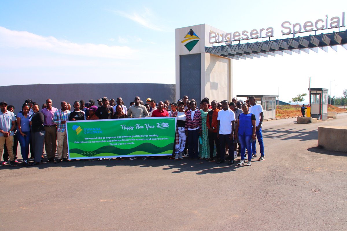 GSF_RC's tweet image. None ku wa 27/12/2025, abakozi n'abayobozi  @GSF_RC  
 bari mu mwiherero w'iminsi ibiri mu rwego rwo kurebera hamwe ibyagezweho muri uyu mwaka no gufata ingamba z'umwaka mushya wa 2026. 
#Umwiherero2025
#EmployeesRetreat
#Umwakamushya

@BugeseraDistr
@RwandaEast