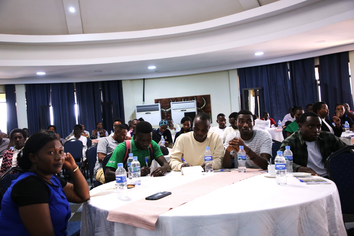 GSF_RC's tweet image. None ku wa 27/12/2025, abakozi n'abayobozi  @GSF_RC  
 bari mu mwiherero w'iminsi ibiri mu rwego rwo kurebera hamwe ibyagezweho muri uyu mwaka no gufata ingamba z'umwaka mushya wa 2026. 
#Umwiherero2025
#EmployeesRetreat
#Umwakamushya

@BugeseraDistr
@RwandaEast