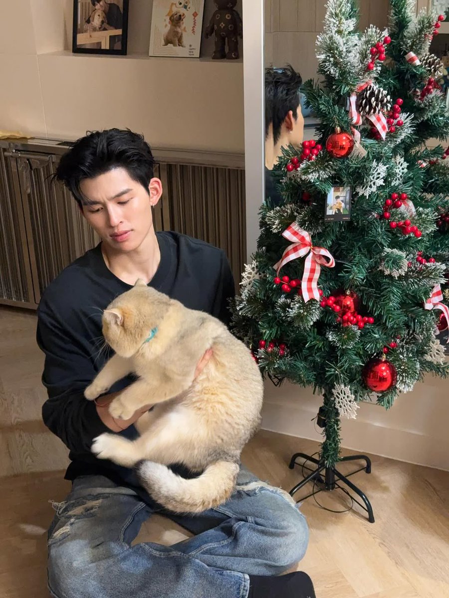 ppnarapvit's tweet image. Can’t take my eyes off sora. She somehow reminds me of someone