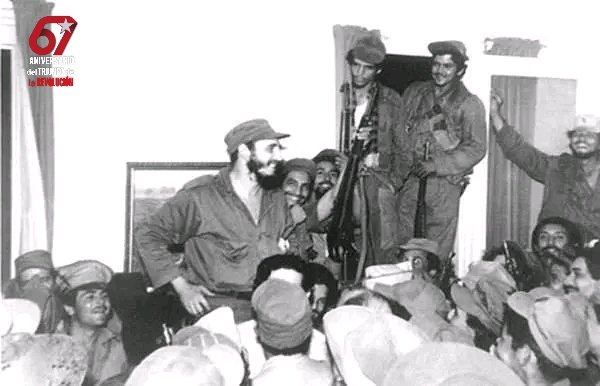 “ Nadie podrá robarle al pueblo de Cuba el saldo beneficioso de la Revolución. Conquistaremos toda la justicia, estamos a un paso de obtenerla ”.
Con esta frase de #FidelPorSiempre, recordamos hoy el 66 aniversario de la liberación de Palma Soriano. #CorazónRojo #IzquierdaLatina.