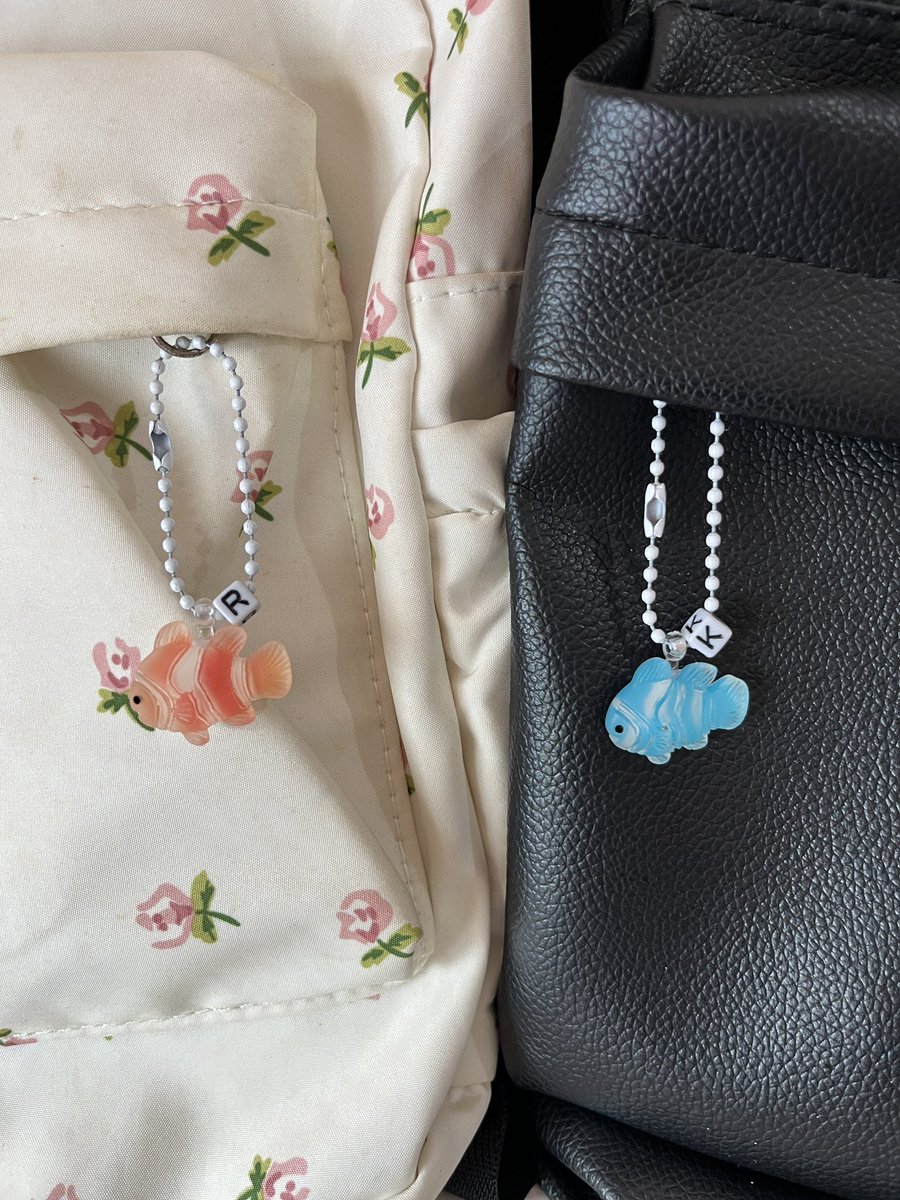 𝙖 𝙧𝙞𝙨 tweet media