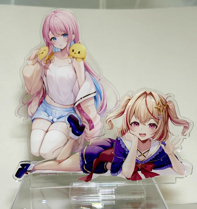 【#C107 頒布物情報】 「バレンタインいろは新衣装」 「バレンタインすいちゃん」 「ひなぴよちゃん」 「朱音るらちゃん」 アクリルスタンド各種です!