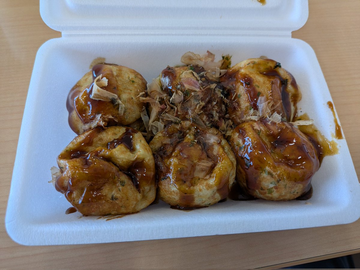 ヤトー tweet media