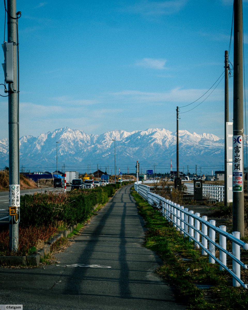 fatgom_jp's tweet image. 立山連峰を真正面に見据えながら