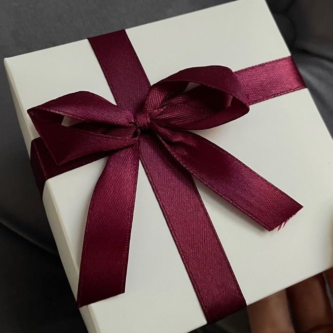 Sebelum hari spesial ini berakhir, aku mau ucapin ini sekali lagi ke <a href="/gyurioust/">Gyuri, Kim</a> ku yang tercantik.

Selamat ulang tahun ya, sayangku. Semoga kamu panjang umur dan selalu sehat, biar aku bisa jaga kamu lebih lama. Semoga kamu juga selalu bahagia habiskan hari-harimu bersama aku.💜