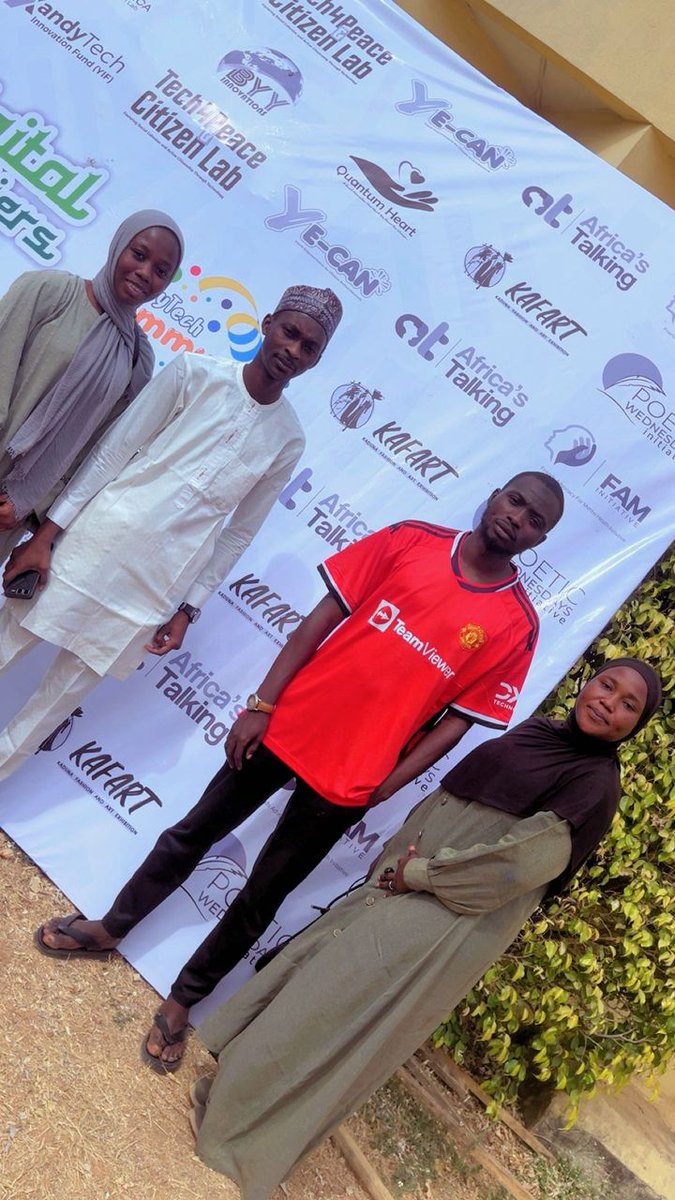 ATdevskd's tweet photo. 🥳🔥 We showed up!
The @YTCommunityFest 2025 was nothing short of incredible!
From powerful conversations to unforgettable connections to games &amp; Music
Thanks to @YandyTech for the partnership with @Africastalking

#YTCFestival2025 #DigitalFrontiers #WeLoveNerds #BuildWithAT https://t.co/y2iHuEqCNC