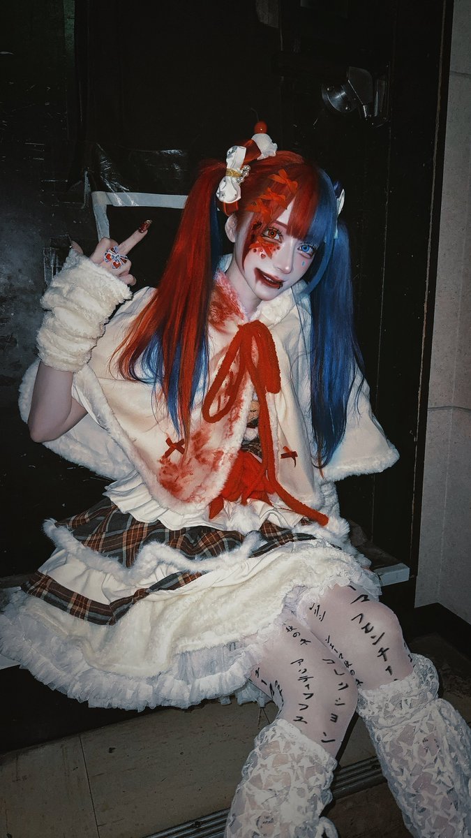 マーキュロ 血糊セーラー服ブロマイド 藍咲ユウリ 直筆サイン入り 藍咲ユウリ【マーキュロ】 (@AiskYouRe) / Posts / X