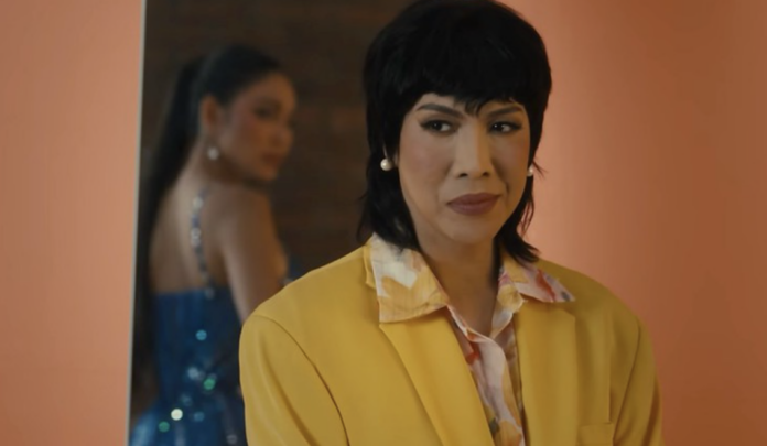 manic pixie dani girl tweet media