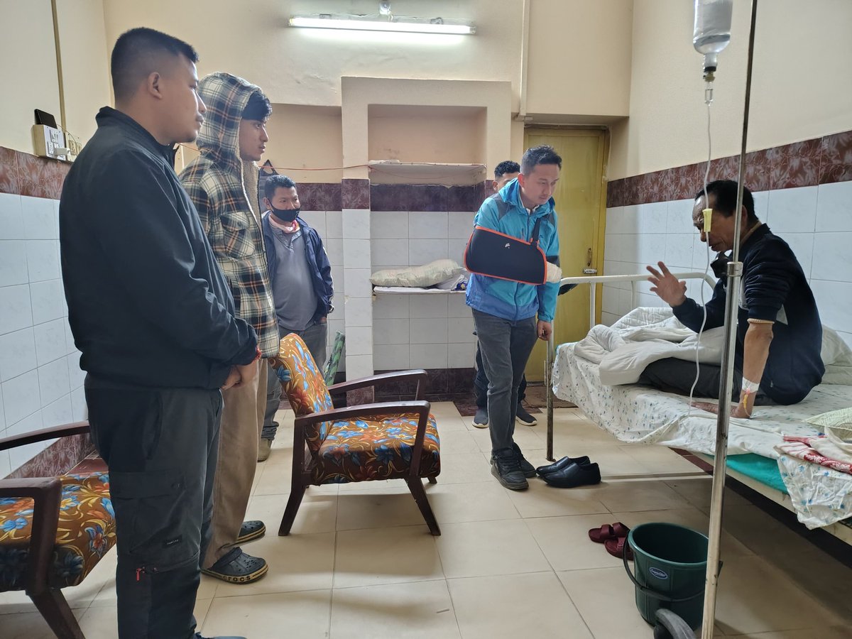 tisftipra's tweet photo. Hon’ble #TMP President Shri B.K. Hrangkhawl Ji was admitted to GBP Hospital due to illness. Today, Hon’ble #TISF President Shri Sajra Debbarma, along with TISF warriors, visited and interacted with him. Our prayers are always with him for a speedy recovery. https://t.co/dx0aumeIfk