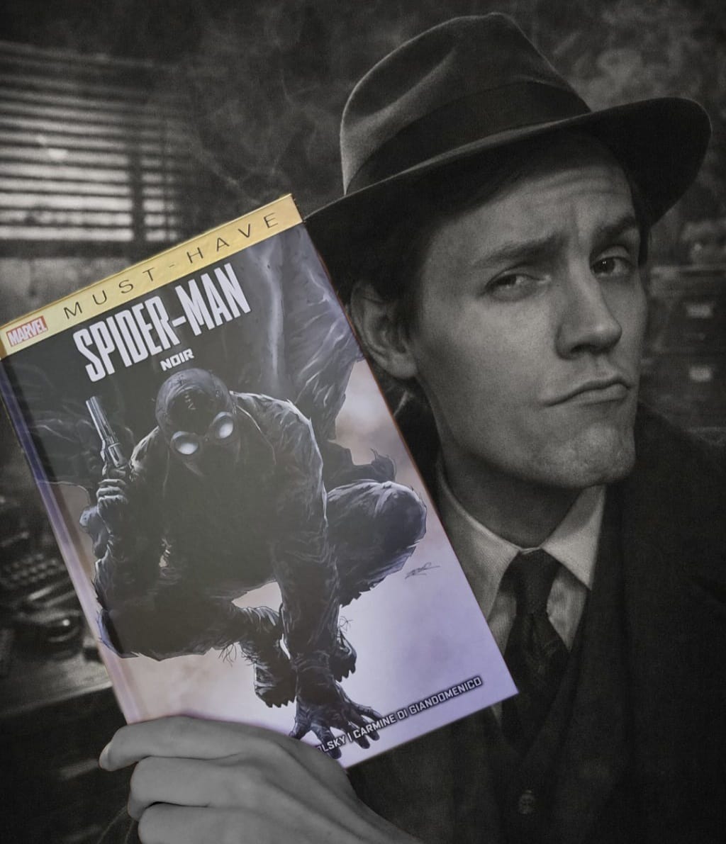 Zu Weihnachten hat mir der gute <a href="/KilluaxYT/">Killuax🦊</a> Spider-Man Noir geschenkt. Als Vorbereitung auf die kommende Serie bei Amazon Prime Video. Vielen lieben Dank nochmal. Der Comic macht sich perfekt in meiner Sammlung. 🕵‍