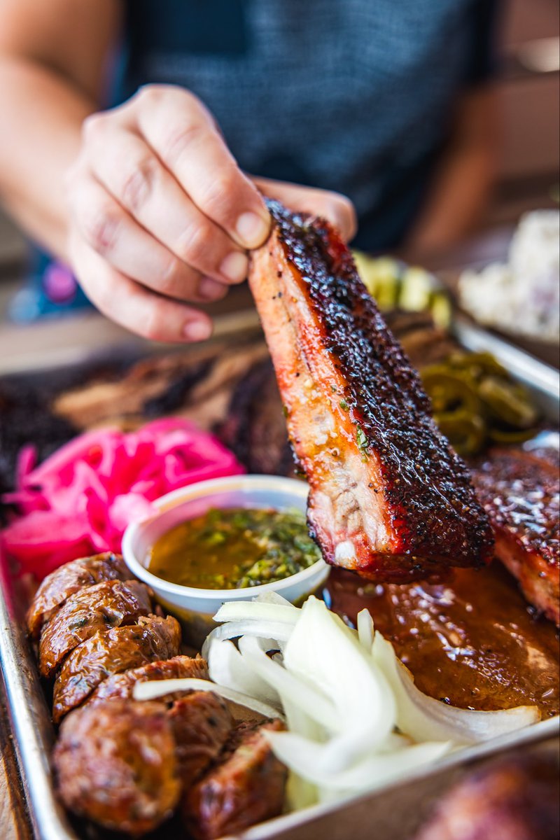 StilesSwitchBBQ's tweet image. 🔥 Saturday is for the Smoked Meats! We are OPEN today regular hours! All the Smoked Meats, Scratch Made sides, &amp;amp;  desserts are up for grabs and we are so glad to have you!

Get by and celebrate the holiday season with us!

Ready at 11am in #AustinTexas &amp;amp; #CedarParkTX