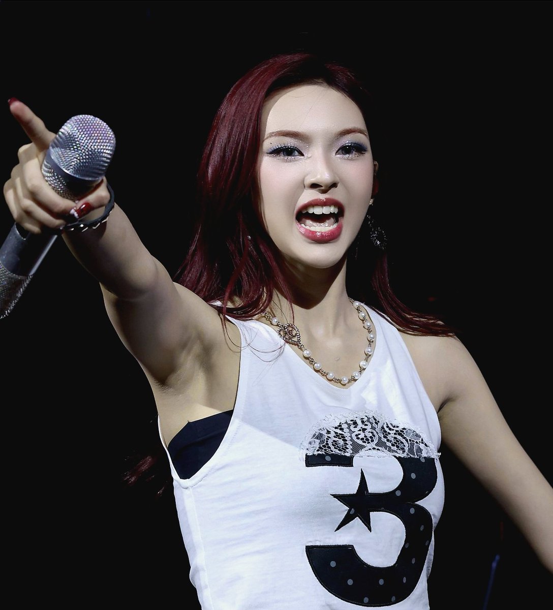 เธอคือนัมเบอร์วัน~👍
#CHIQUITA  #BABYMONSTER