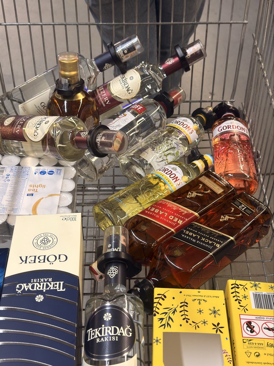 İndirimi duyunca biz🏃‍♀️🏃‍♀️