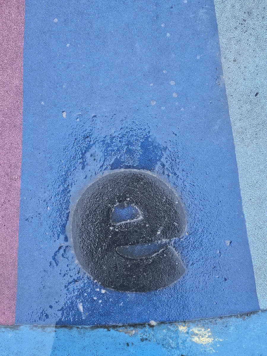 ...#JoostKnevel....onze koning...#AUOWP, #AUWWOWP for world peace...samen met #MichaKat <a href="/micha_kat55496/">Micha Kat, the last reporter standing</a> ...