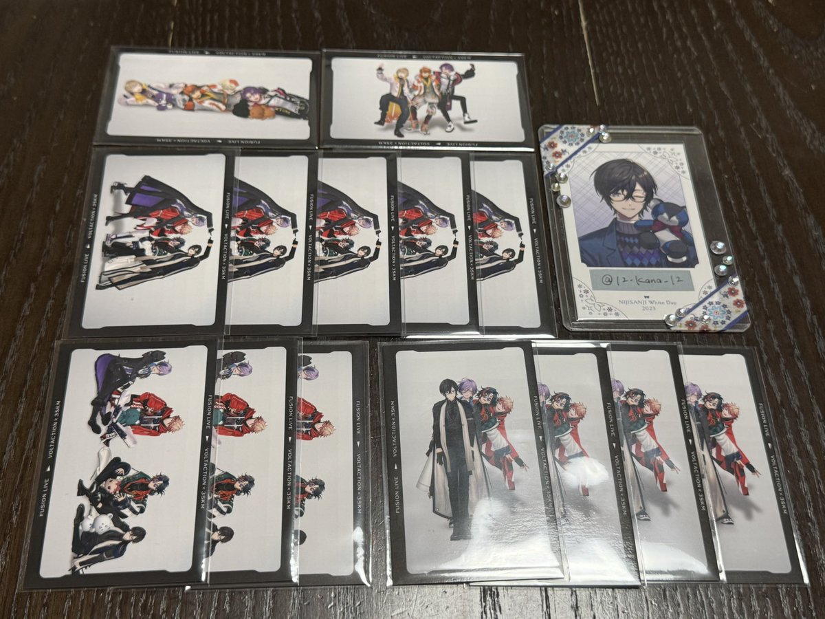 K a r e n tweet media