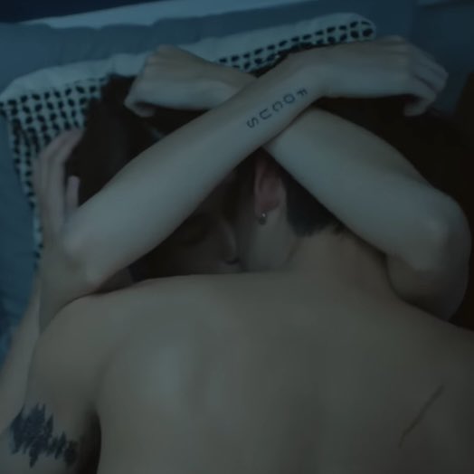 TangBloom_'s tweet image. And if you're still complaining about PhumPeem kissing bfr any label, mind you—this is TheePeach just after discussing if they should "TRY" dating 

#MeAndTheeSeriesEP7