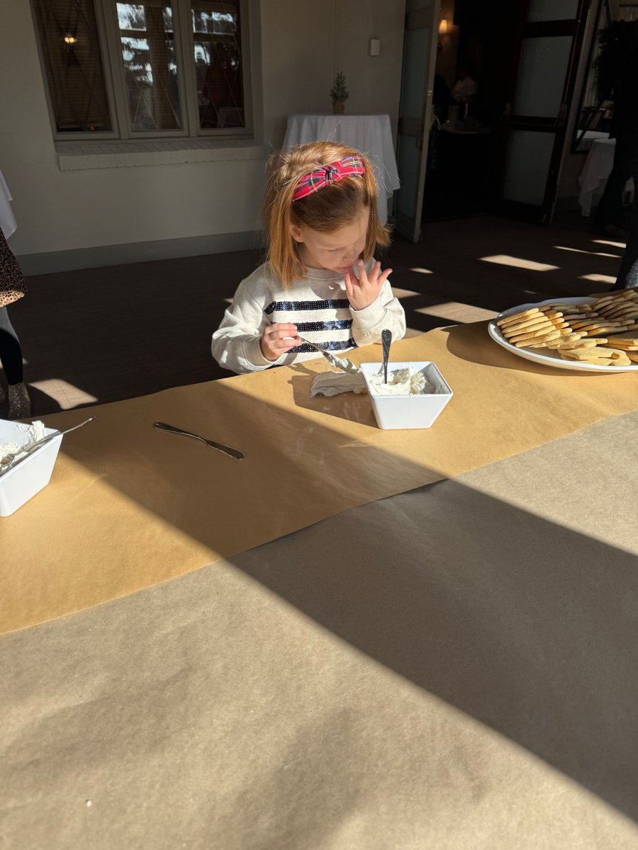 chartierscc's tweet image. The holiday season came alive at Chartiers this past weekend as Santa made a special visit during our Children’s Holiday Parties. It was wonderful to see so many smiles, laughter, and festive cheer shared by our families.