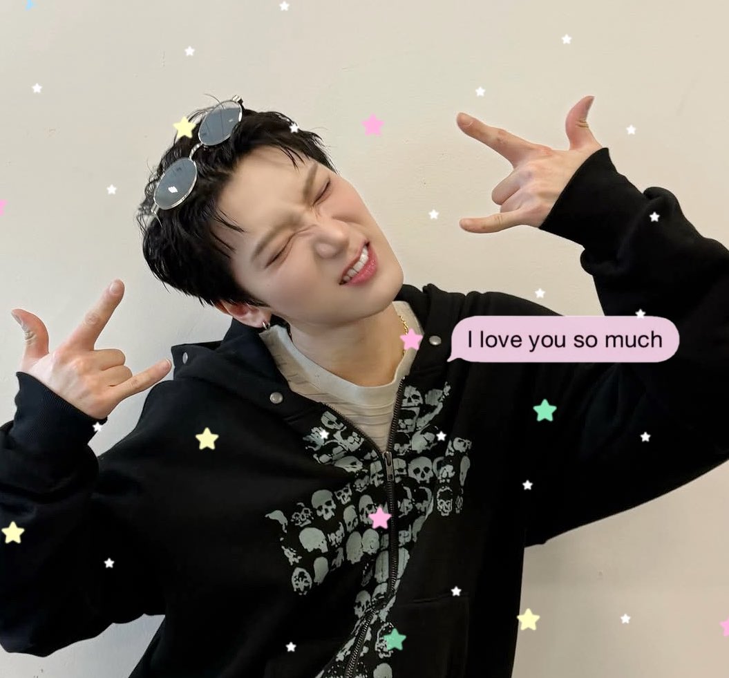 ✳︎ honeyten tweet media