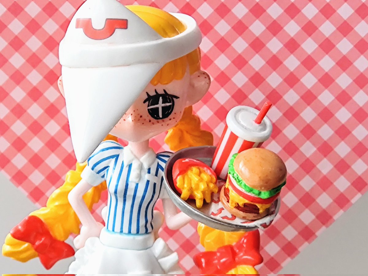 taaaaaaaaro's tweet image. WF冬に版権申請しておりました、鉄コン筋クリートのシロクロと、放課後ひみつクラブの蟻ヶ崎さん、無事許諾頂けました！！！！！
年越してからかと思っておりましたが、年内に！版権元様ありがとうございます🙏✨
どうぞよろしくお願いいたします🙇‍♂️