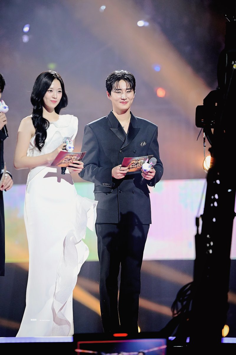 waveto_6's tweet image. 251225 #DAY6 #데이식스 #YOUNGK #영케이