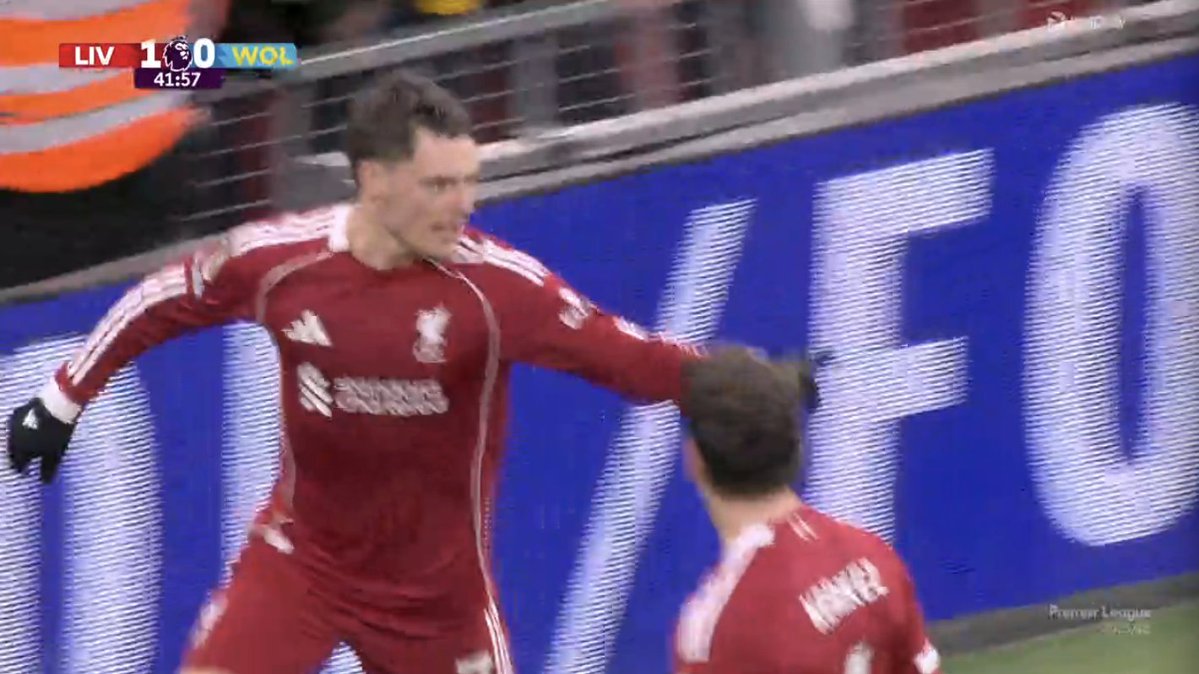 TouchlineX's tweet image. 2-0 Liverpool.

GOOOOOOOAAAAAAAAALLLLL FLORIAN WIRTZ !!!!!!!!!!!!!!!!!!!!!!!!!!!!!!!!!!!!! HE HAS SCORED HIS FIRST PREMIER LEAGUE GOAL !!!!!!!!!!!!!!!!!!!!!!!!!!!!!!!!!!!!!!!!!!!!!!!! HISTORY HAS BEEN WRITTEN !!!!!!!!!!!!!!!!!!!!!!!!!!!!!!!!!!!!!!!!!!!!!!!!!!!!