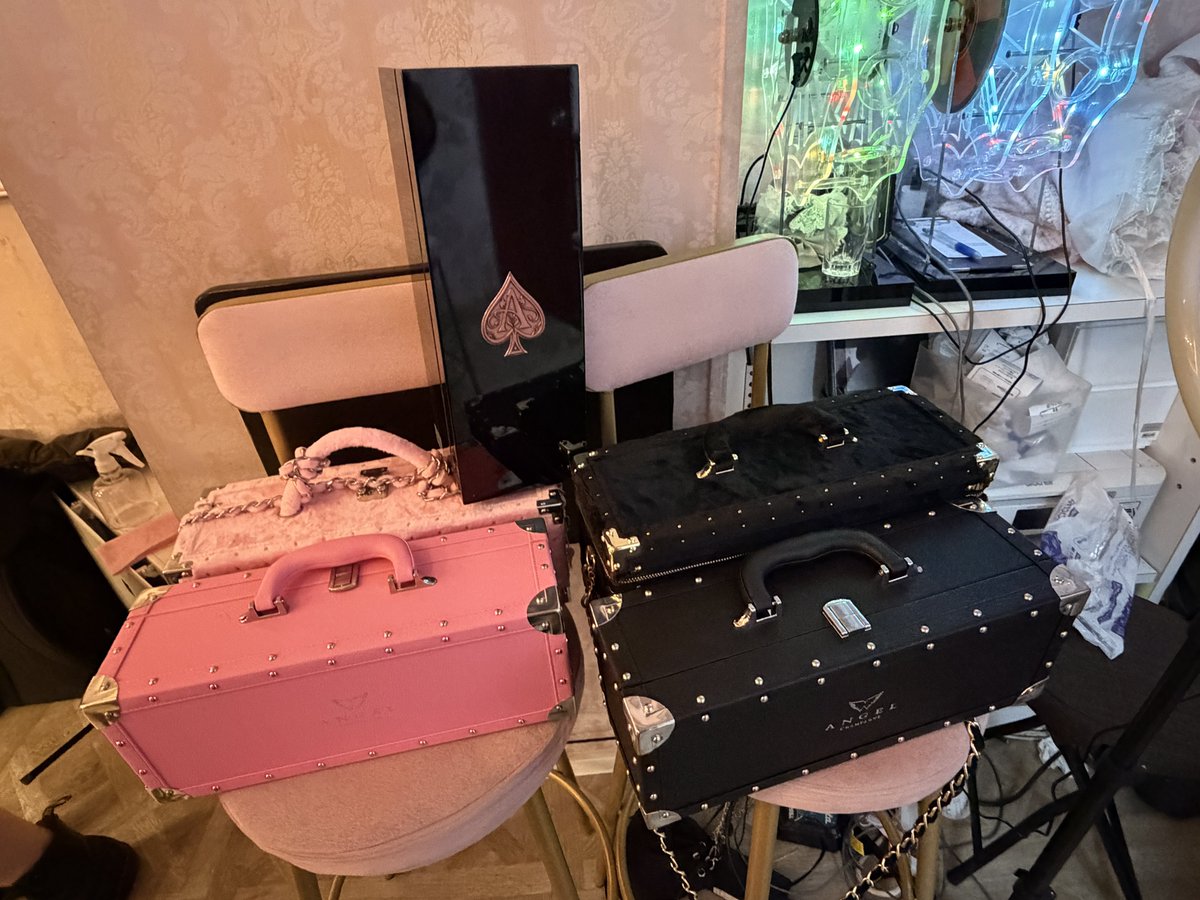 おわりーーーーーー！！！！！
今年終わり！！！！
良いお年を！！！！！！！