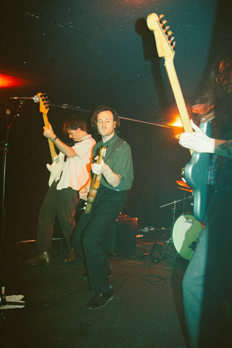 0ranra's tweet image. Thank you to each and every one of you who were there in 1990 with us last Saturday. It was a special night for us.  Thank you David Moore for opening the night up for us, it's always a great privilege to share the stage with him and hear his work live.  
📷 by visualsbymours