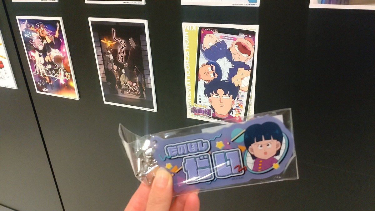 久々お台場だったからノイタカフェも寄ってきた！！！ レジ横にサイン