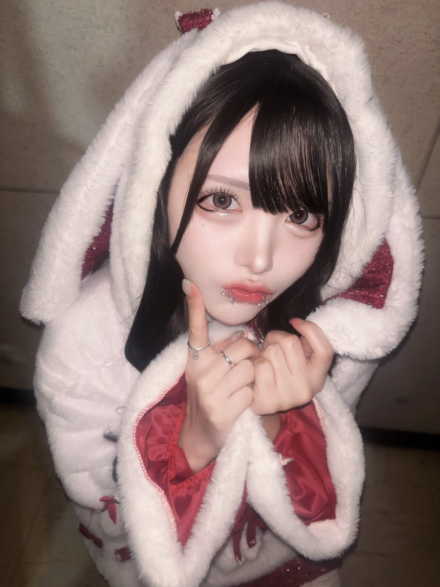 boku_isnt_alive's tweet photo. 一生離してあげない♡ https://t.co/arkMi4FbNI