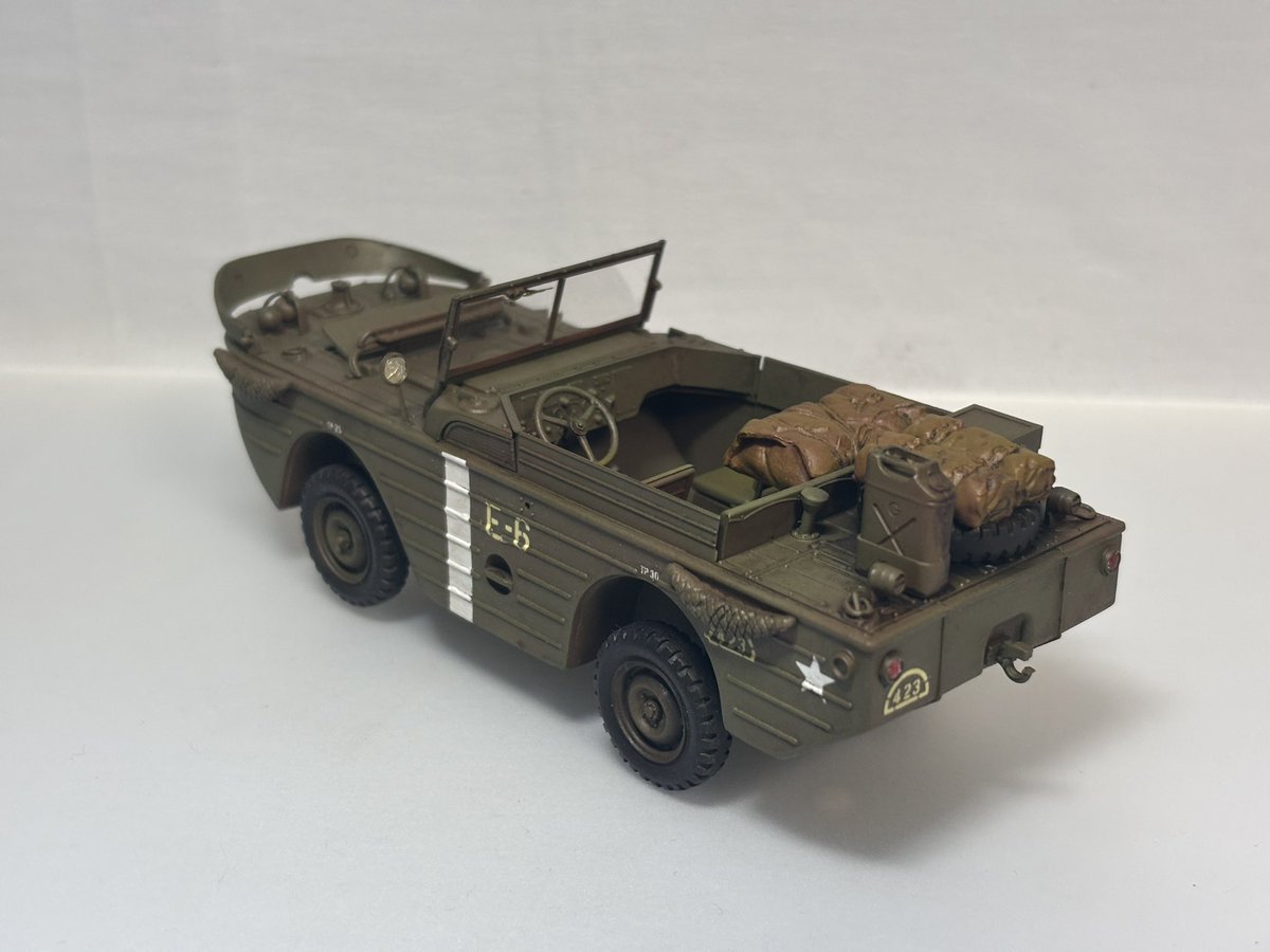タミヤ　1/35フォードG.P.A
大幅にオーバーして完成ってとこまできました💦
クソー全然時間が足らなかったです😓
#完成
#早作り忘年会25