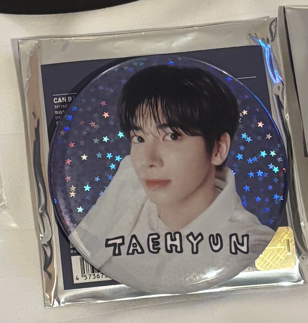 TXT トゥバ ACT:TOMORROW  福岡 
缶バッジ 交換
求▶︎ヨンジュン
譲▶︎テヒョン
友人代行です🙏
本日会場手渡しのみ
お気軽にお声掛けくださいm(_ _)m