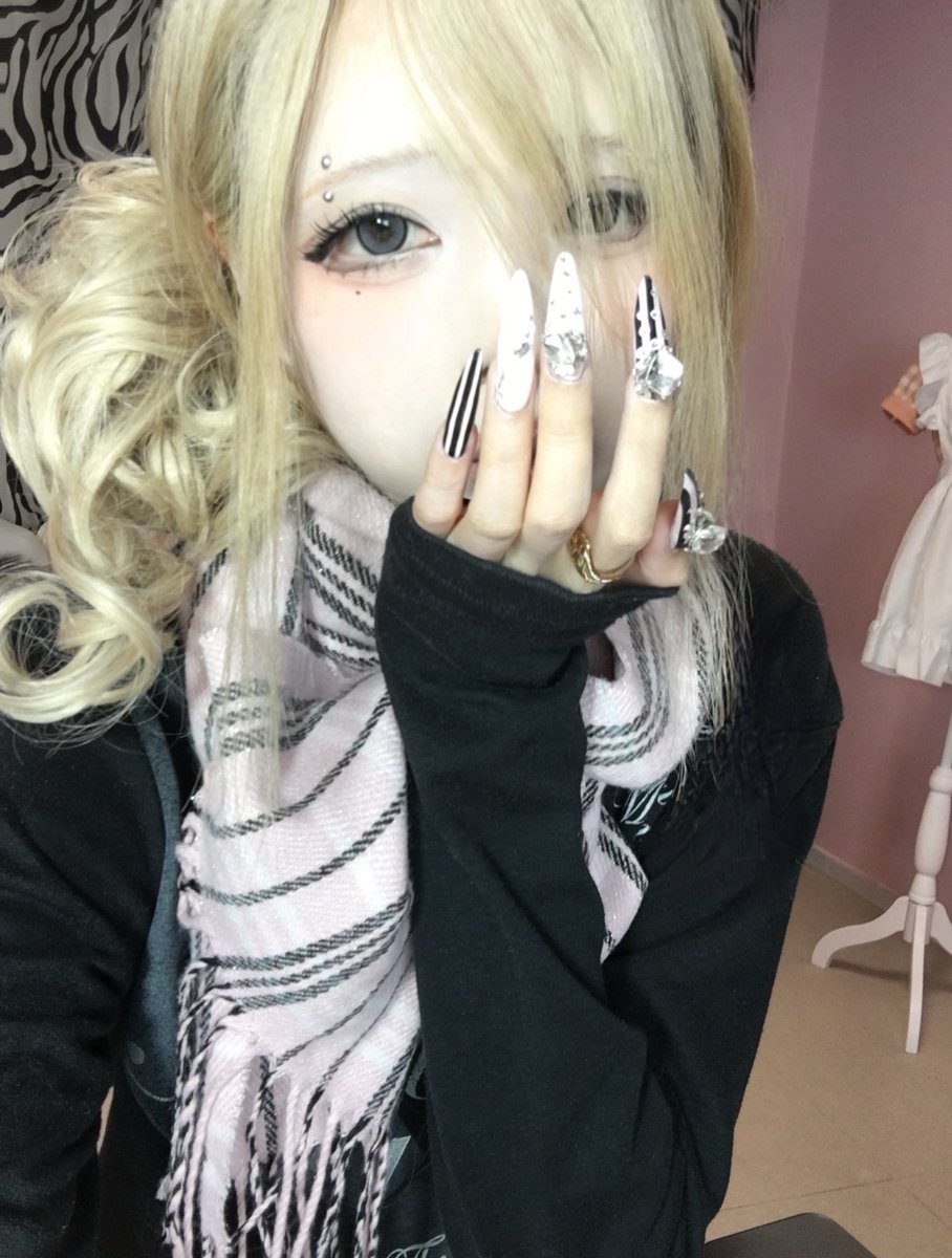 짜잔씨 tweet media