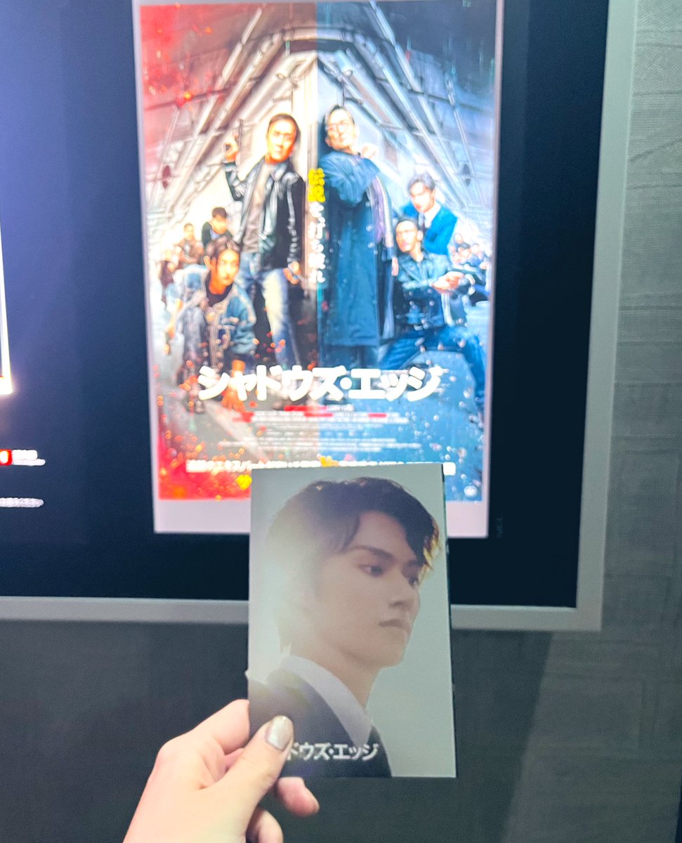 𝐦 𝐢 tweet media